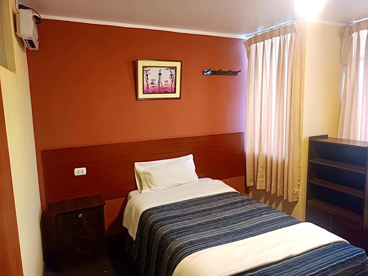 Hotel Posada De Belen Espinar エクステリア 写真