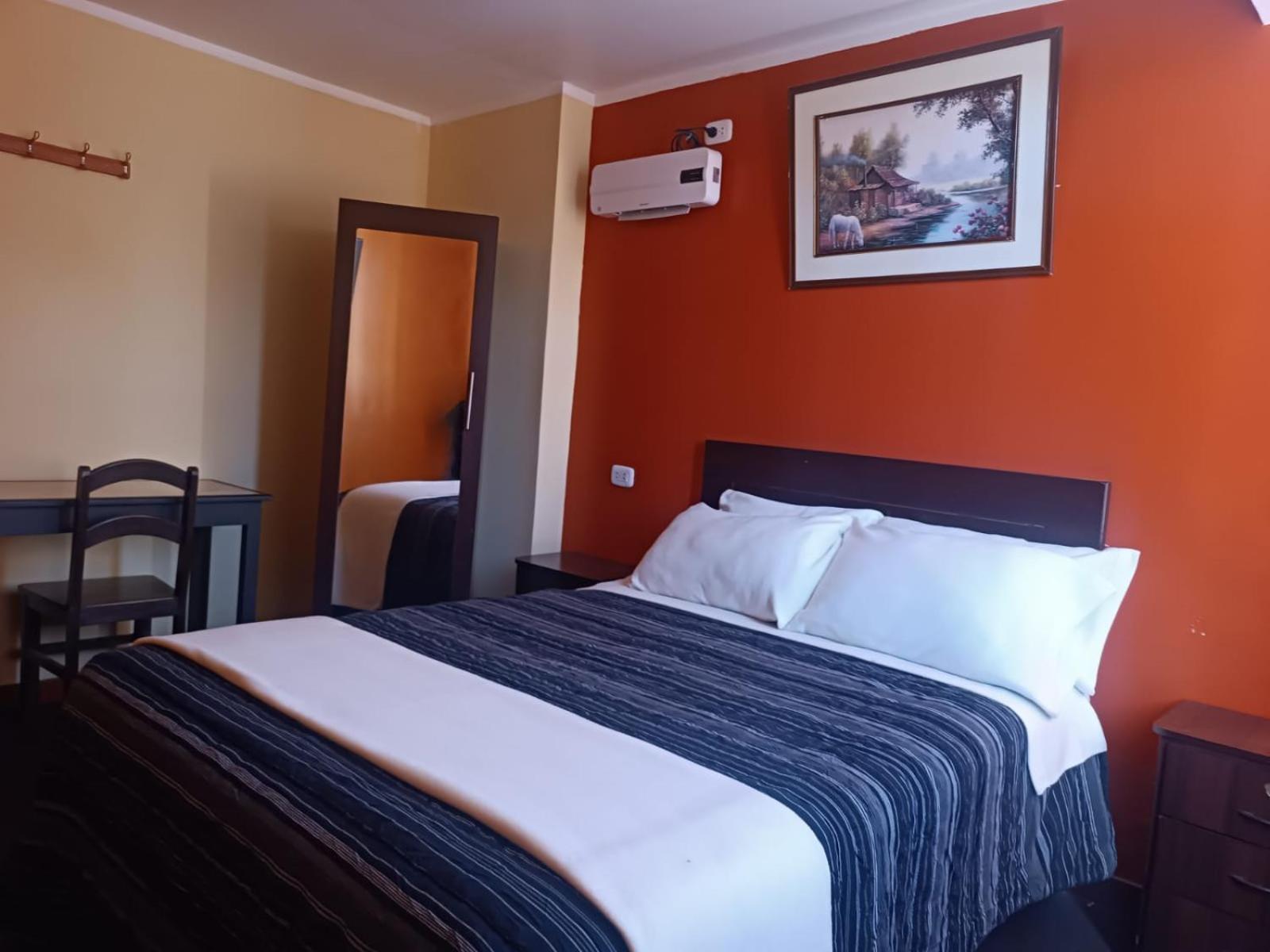 Hotel Posada De Belen Espinar エクステリア 写真